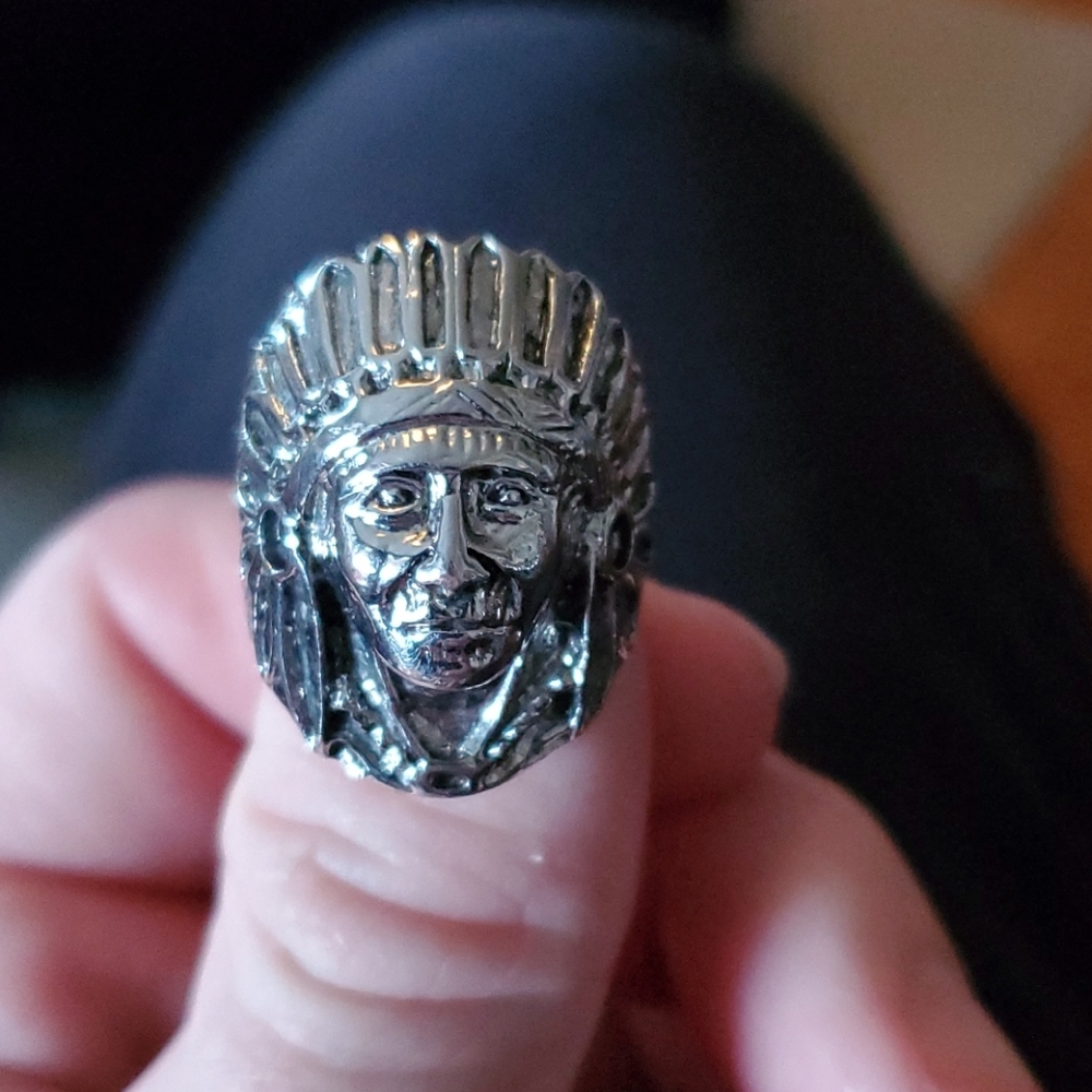 Indian / Chief head ring